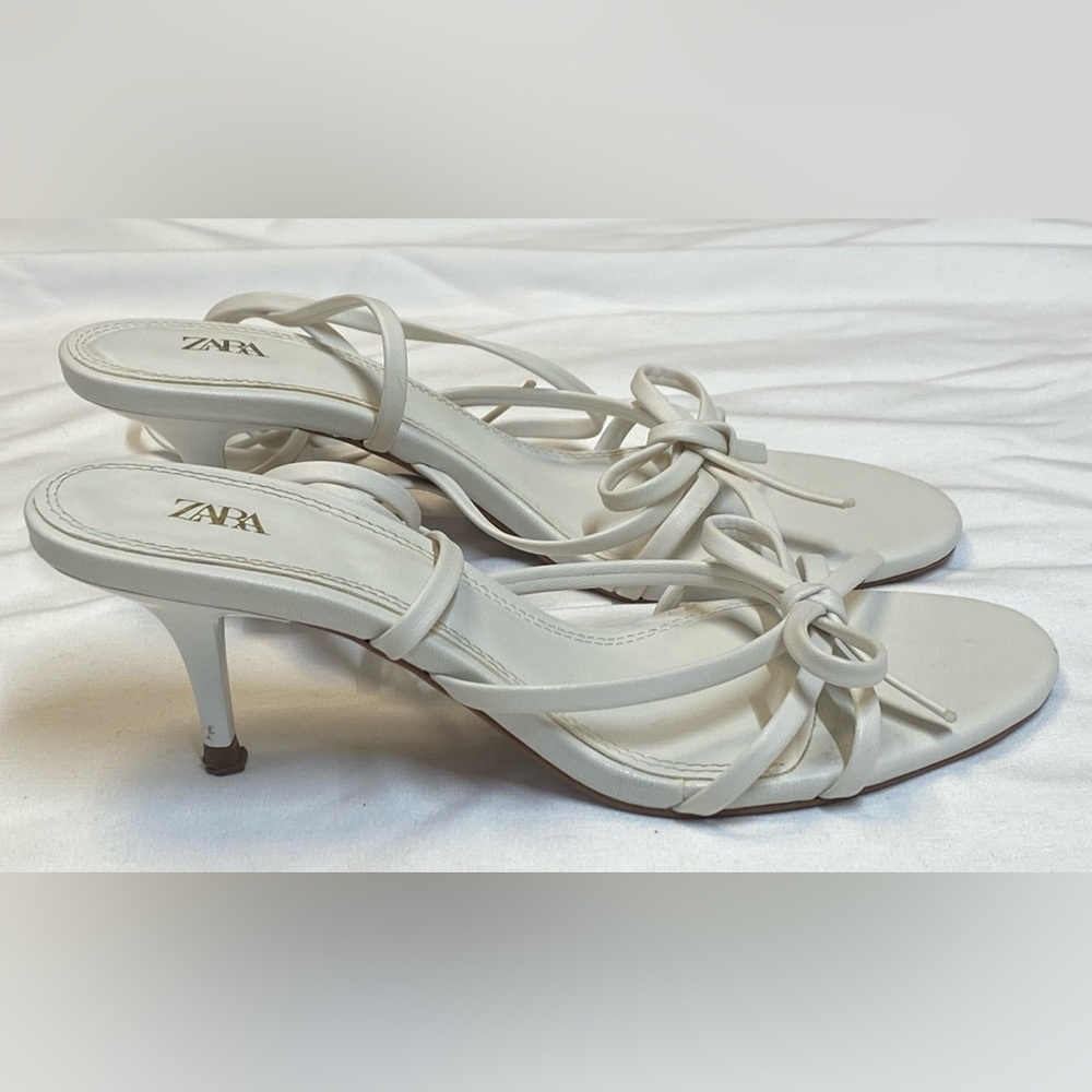 ZARA White Strappy Kitten Heel Sandals | Size 37